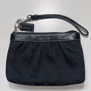 Coach Signature Small Wristlet Pouch with Hang Tag